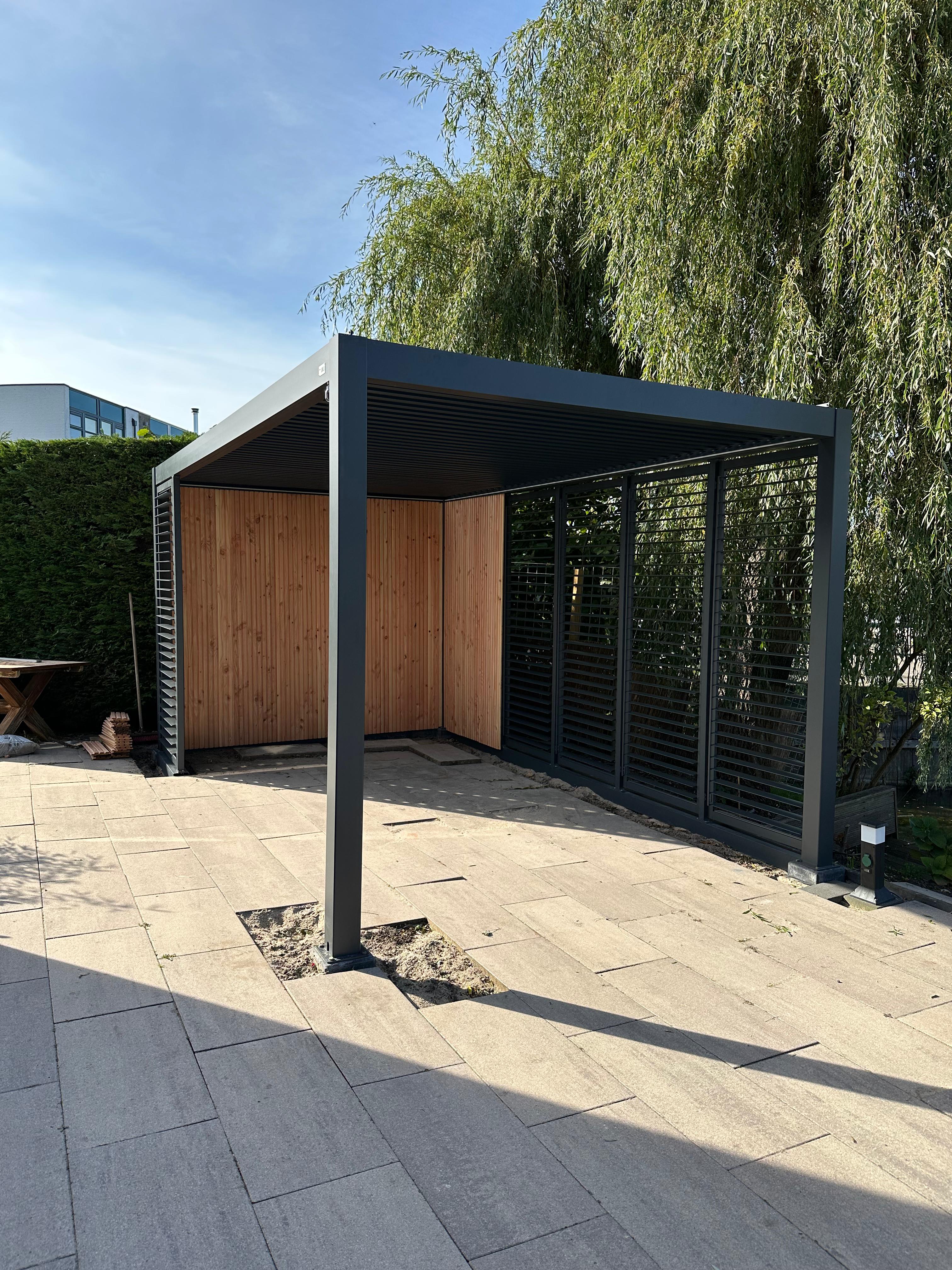 Manuelles Lamellendach – Moderne Pergola in verschiedenen Größen für Terrasse und Garten
