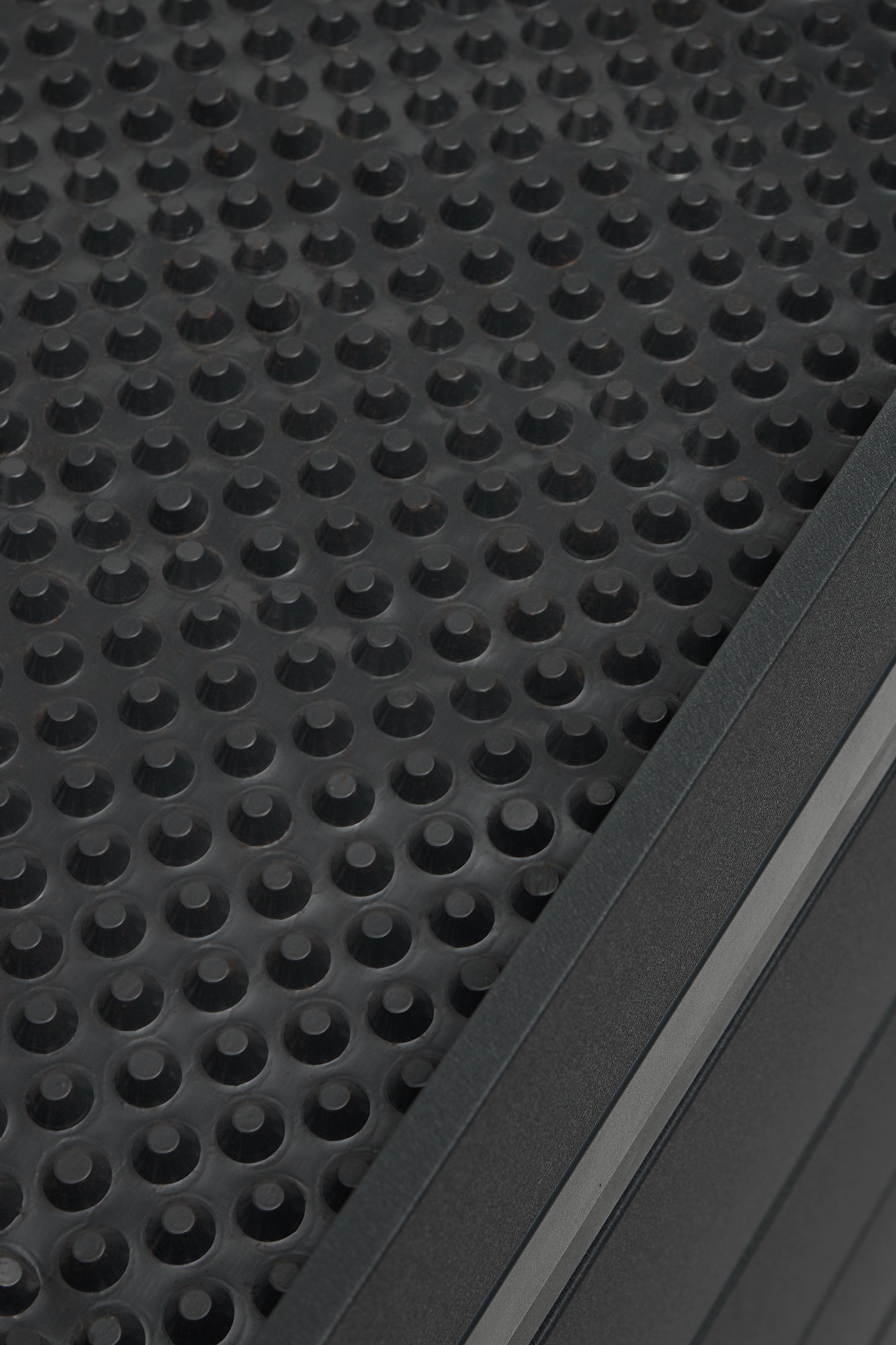 "GREENBOXX" Mülltonnenbox 1er 240L mit Grünfläche | Mülltonnenbox aus Metall