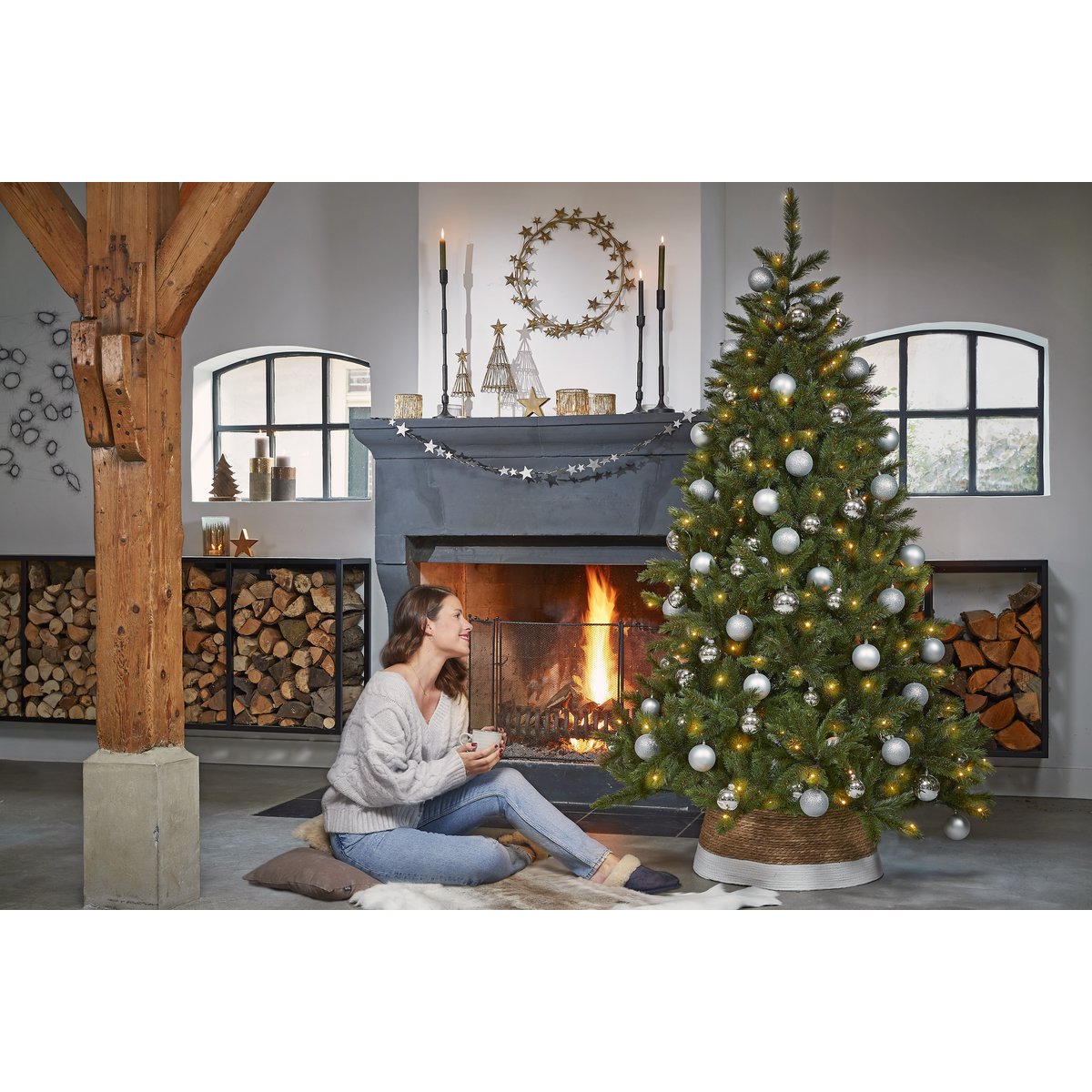 Bristlecone Künstlicher Weihnachtsbaum – H260 x Ø163 cm – Grün